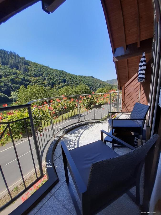 Haus Moselliebe B&B Едигер-Елер Екстериор снимка